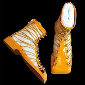 VHNY Studded Leather Ankle Boots Size 37 (7M)